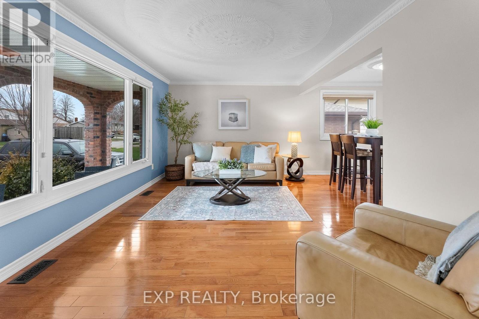 7260 Casey Street, Niagara Falls, Ontario  L2J 3R3 - Photo 5 - X13062736