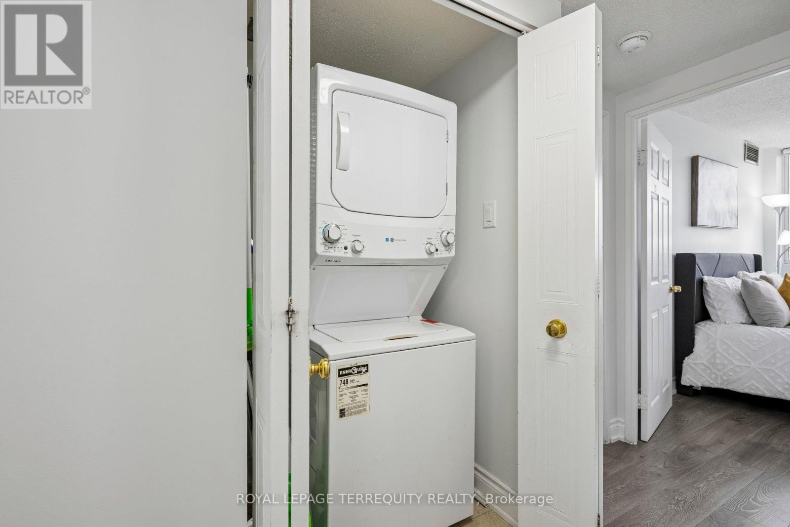 709 - 410 Mclevin Avenue, Toronto, Ontario  M1B 5J5 - Photo 33 - E13062596