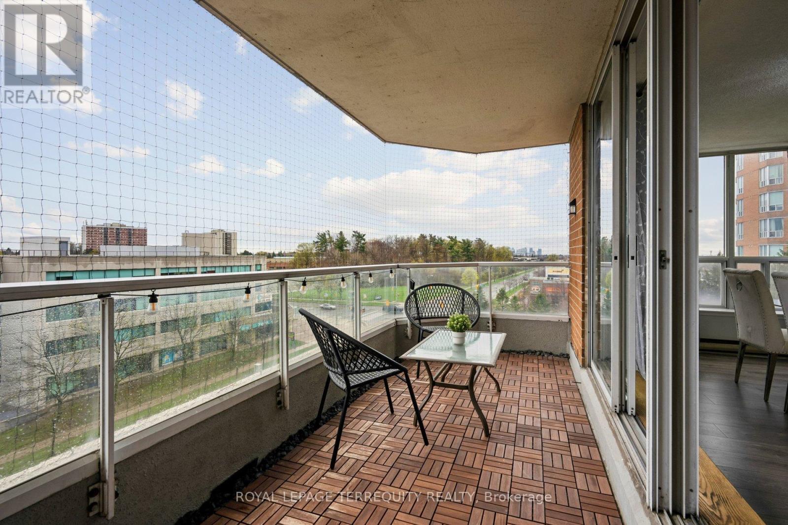 709 - 410 Mclevin Avenue, Toronto, Ontario  M1B 5J5 - Photo 7 - E13062596