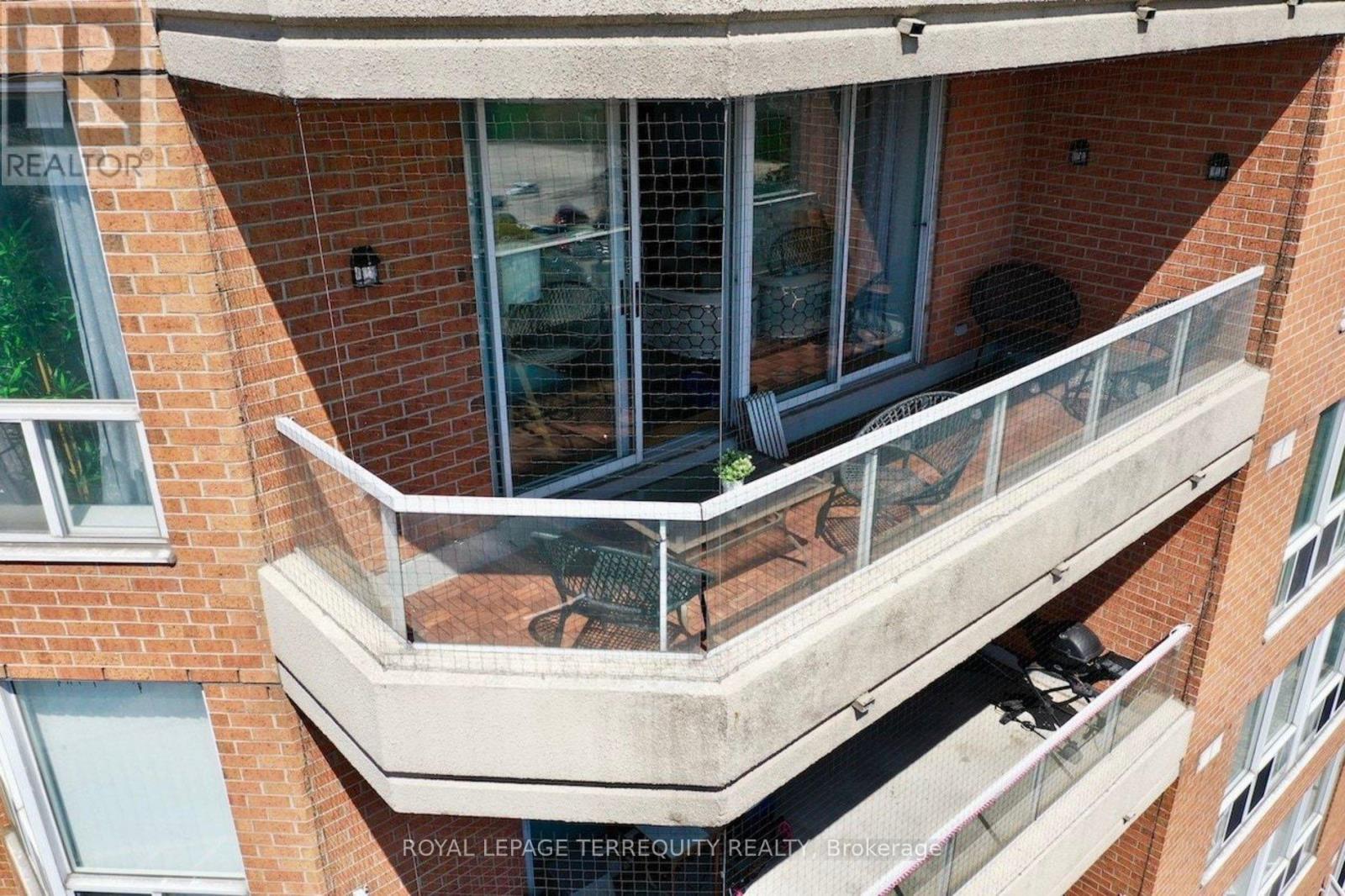 709 - 410 Mclevin Avenue, Toronto, Ontario  M1B 5J5 - Photo 8 - E13062596