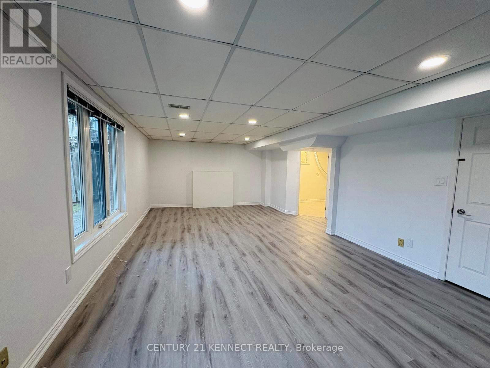 Basement - 33 Somerset Crescent, Richmond Hill, Ontario  L4C 8N5 - Photo 2 - N13062300