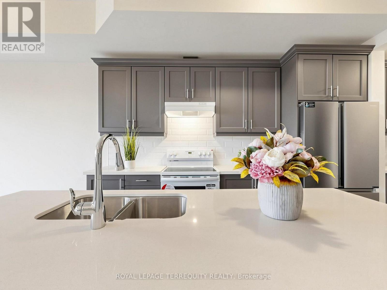 293 SWAN PARK ROAD, Markham, Ontario