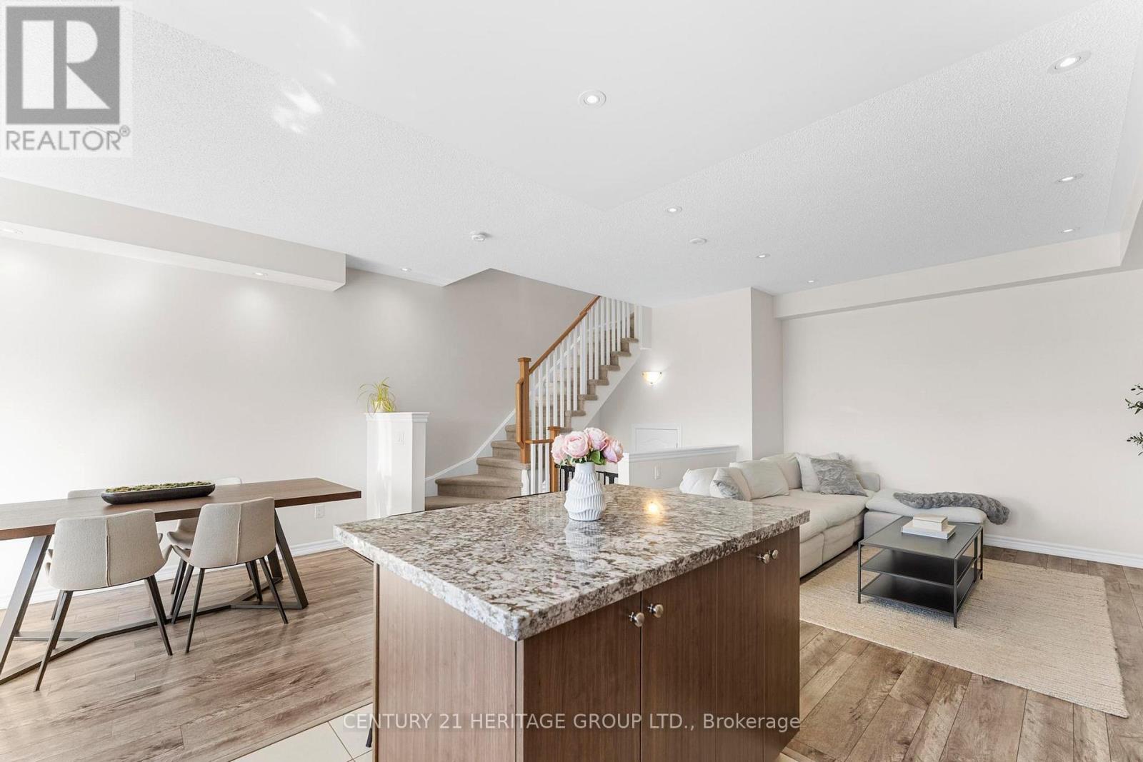 219 Boadway Crescent, Whitchurch-Stouffville, Ontario  L4A 1Y5 - Photo 21 - N13062338