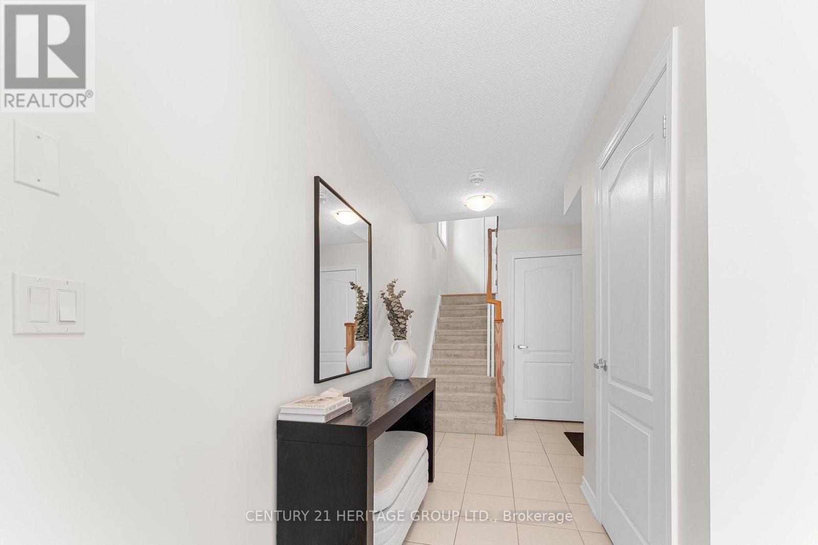 219 Boadway Crescent, Whitchurch-Stouffville, Ontario  L4A 1Y5 - Photo 7 - N13062338