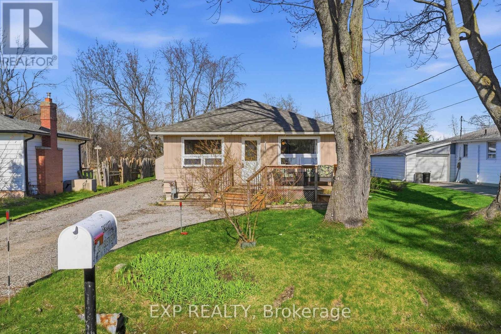 33 Isle Vista Drive, Georgina, Ontario  L0E 1N0 - Photo 2 - N13062348