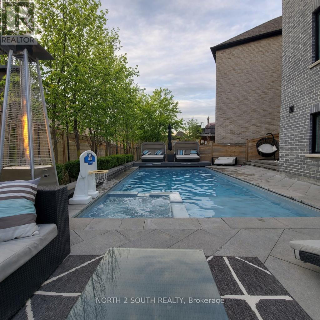 36 Kylemount Court, Vaughan, Ontario  L4J 0J4 - Photo 46 - N13062356