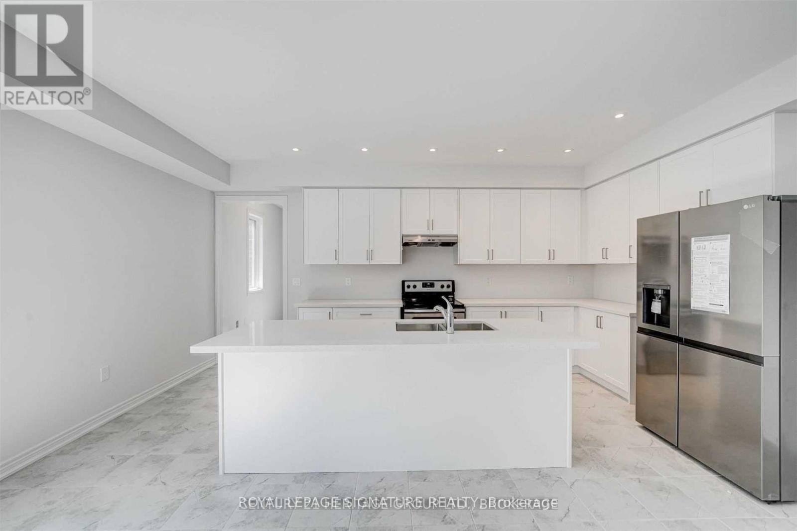 5 Frederick Taylor Way, East Gwillimbury, Ontario  L0G 1M0 - Photo 11 - N13062492
