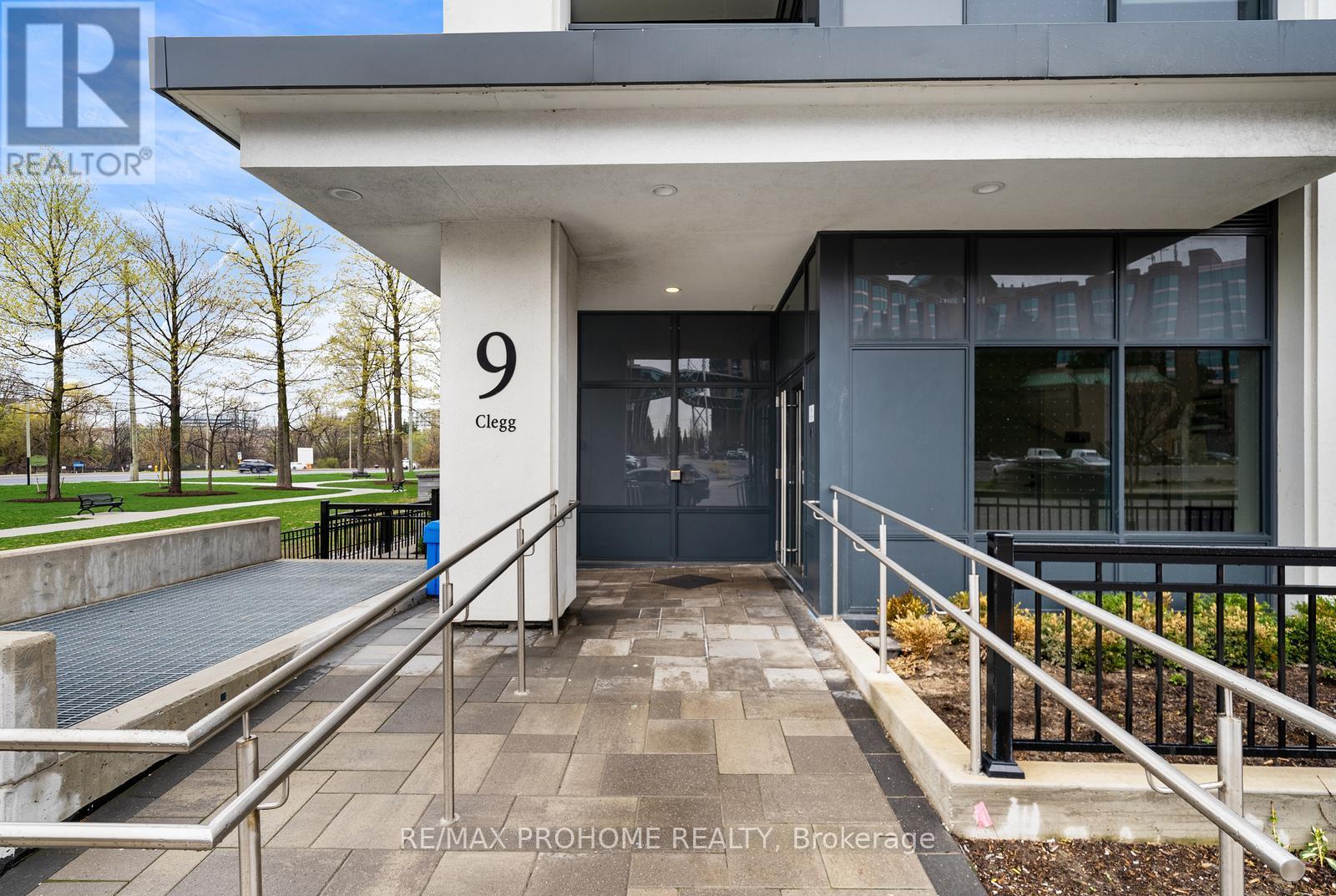 325n - 9 Clegg Road, Markham, Ontario  L6G 0H3 - Photo 4 - N13062716