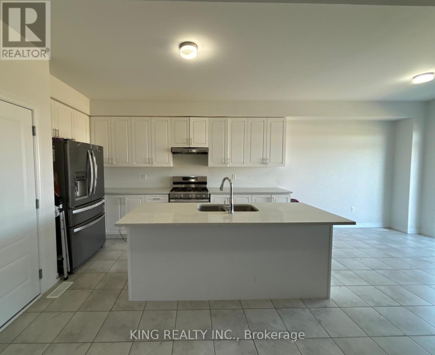 161 Fenchurch Manor, Barrie, Ontario  L9J 0W9 - Photo 15 - S13062488