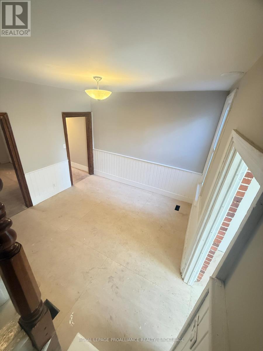 272 Wellington Street, Kingston, Ontario  K7K 2Z1 - Photo 13 - X13062394