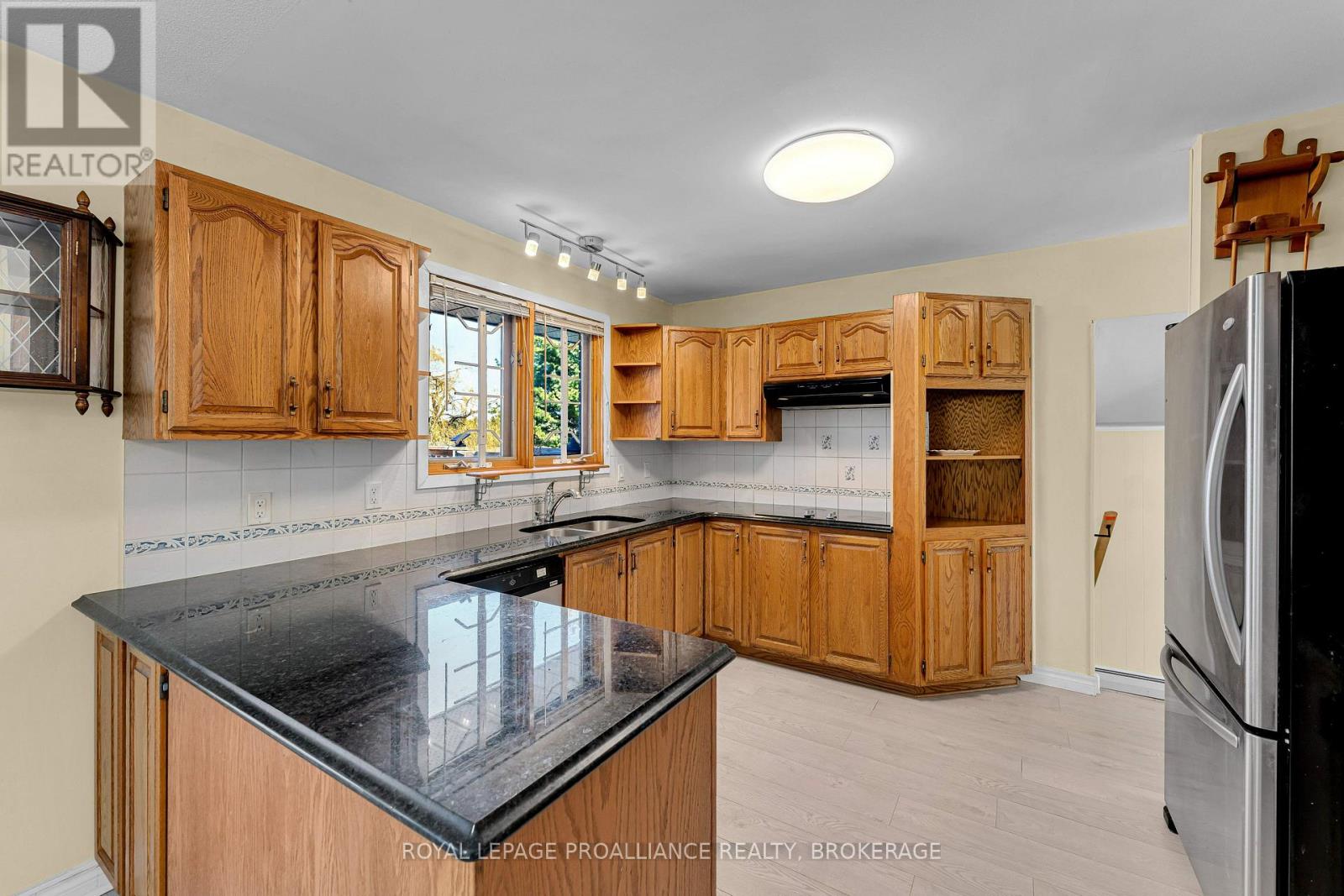 1445 Aley Street, Kingston, Ontario  K7L 4V4 - Photo 10 - X13062724