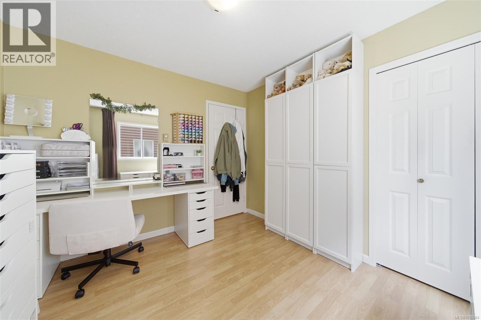 4003 Hopesmore Dr, Saanich, British Columbia  V8N 6A3 - Photo 25 - 1033384