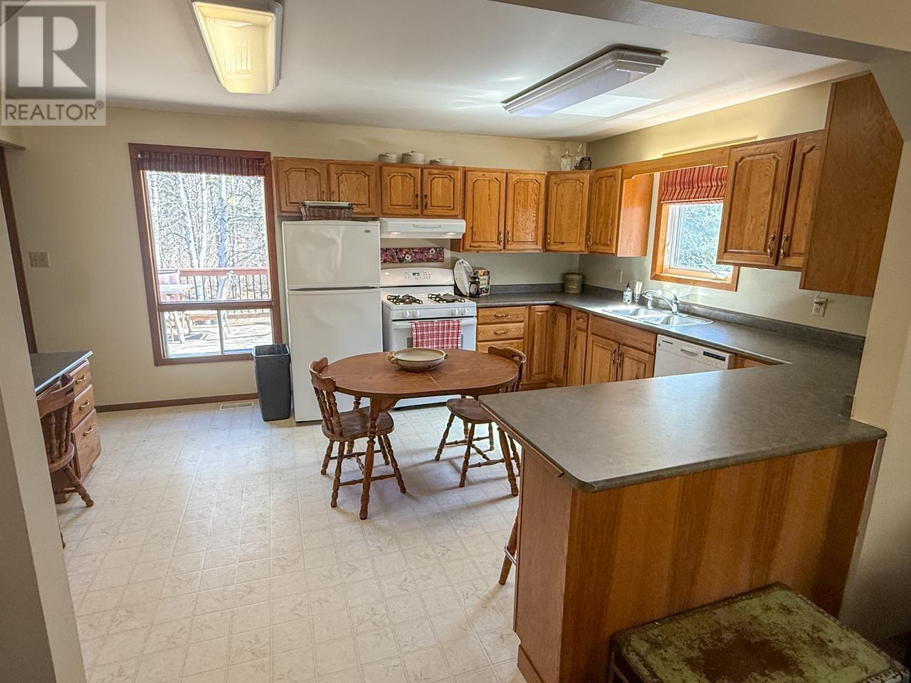 8 Shady Roost Road, Nestor Falls, Ontario  P0X 1K0 - Photo 12 - TB2600847