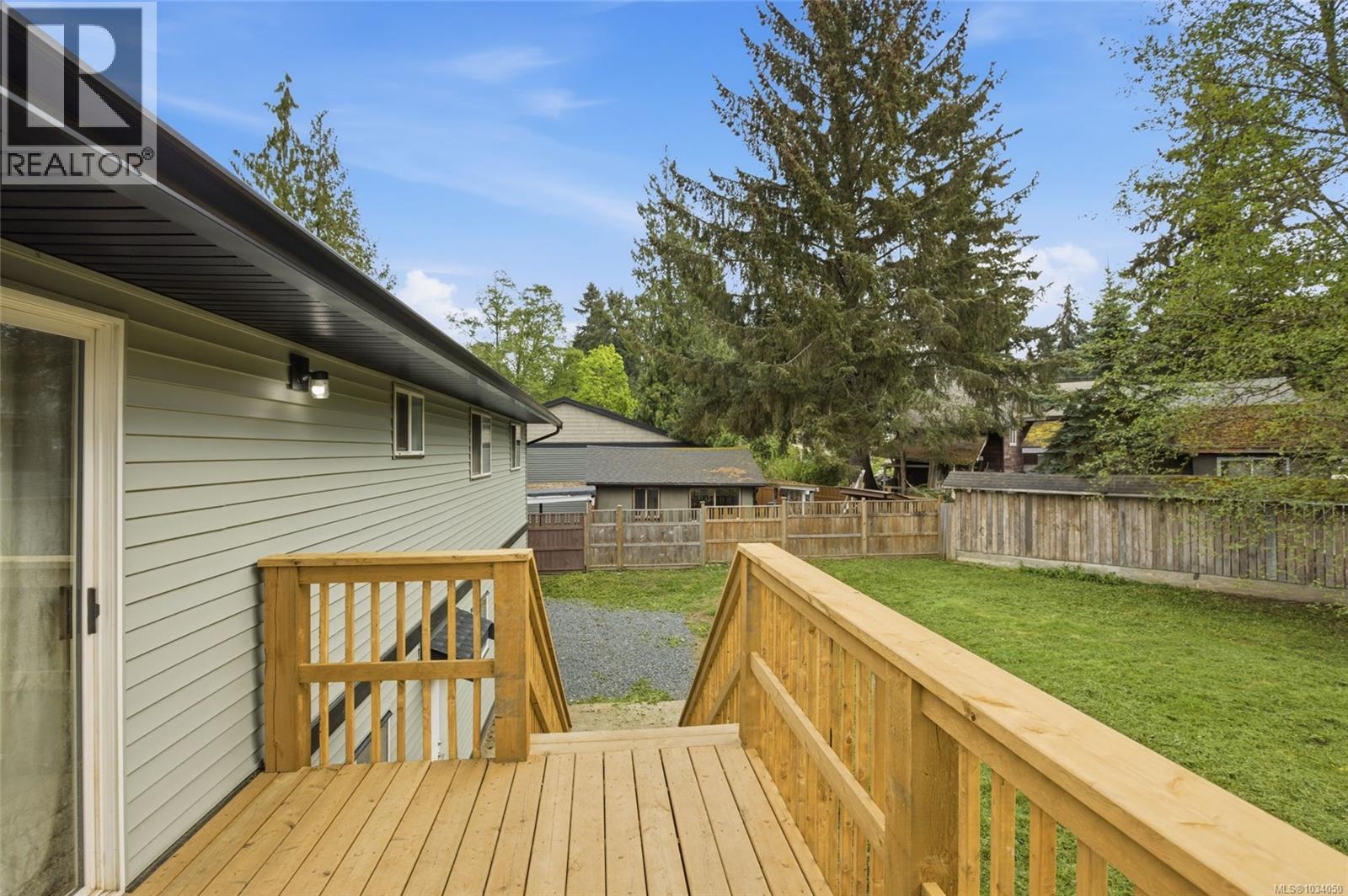 953 Poplar Way, Whiskey Creek, British Columbia  V9K 1T5 - Photo 45 - 1034050