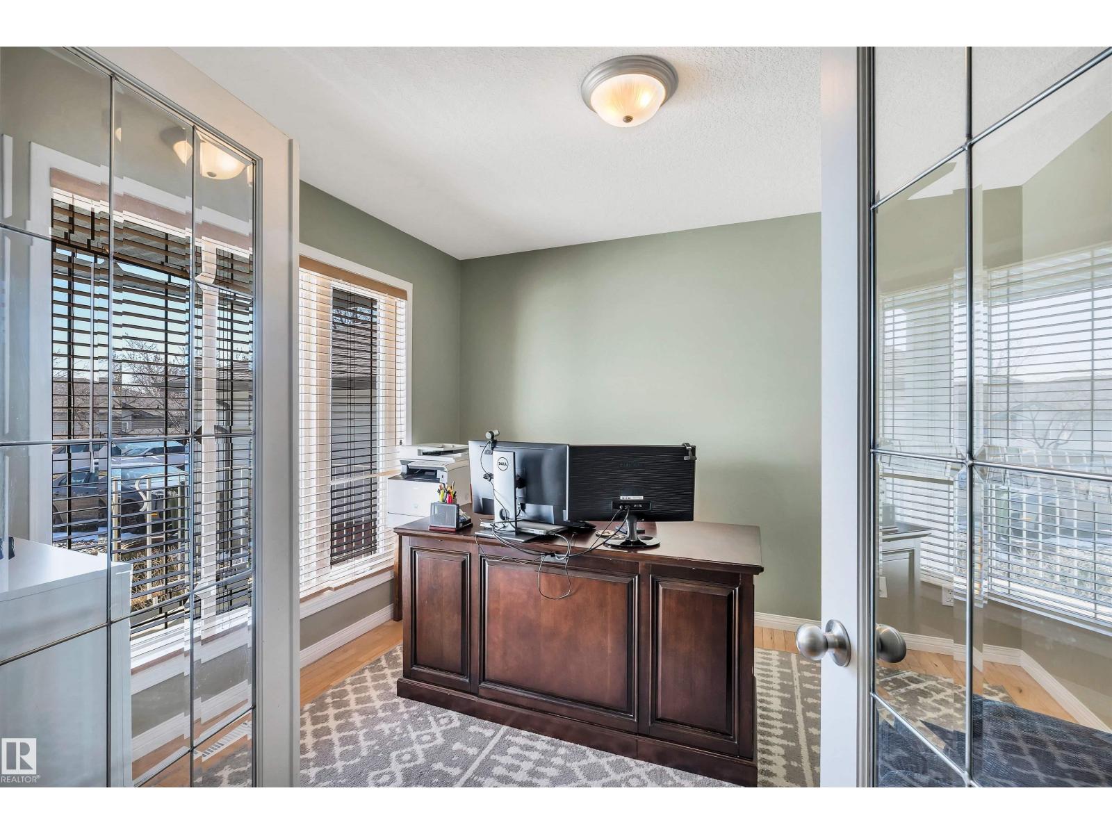 1229 Ormsby Ln Nw, Edmonton, Alberta  T5T 6R2 - Photo 5 - E4484833