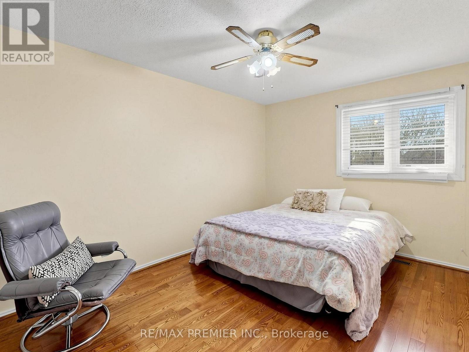 4579 Guildwood Way, Mississauga, Ontario  L5R 1Z2 - Photo 19 - W13062286