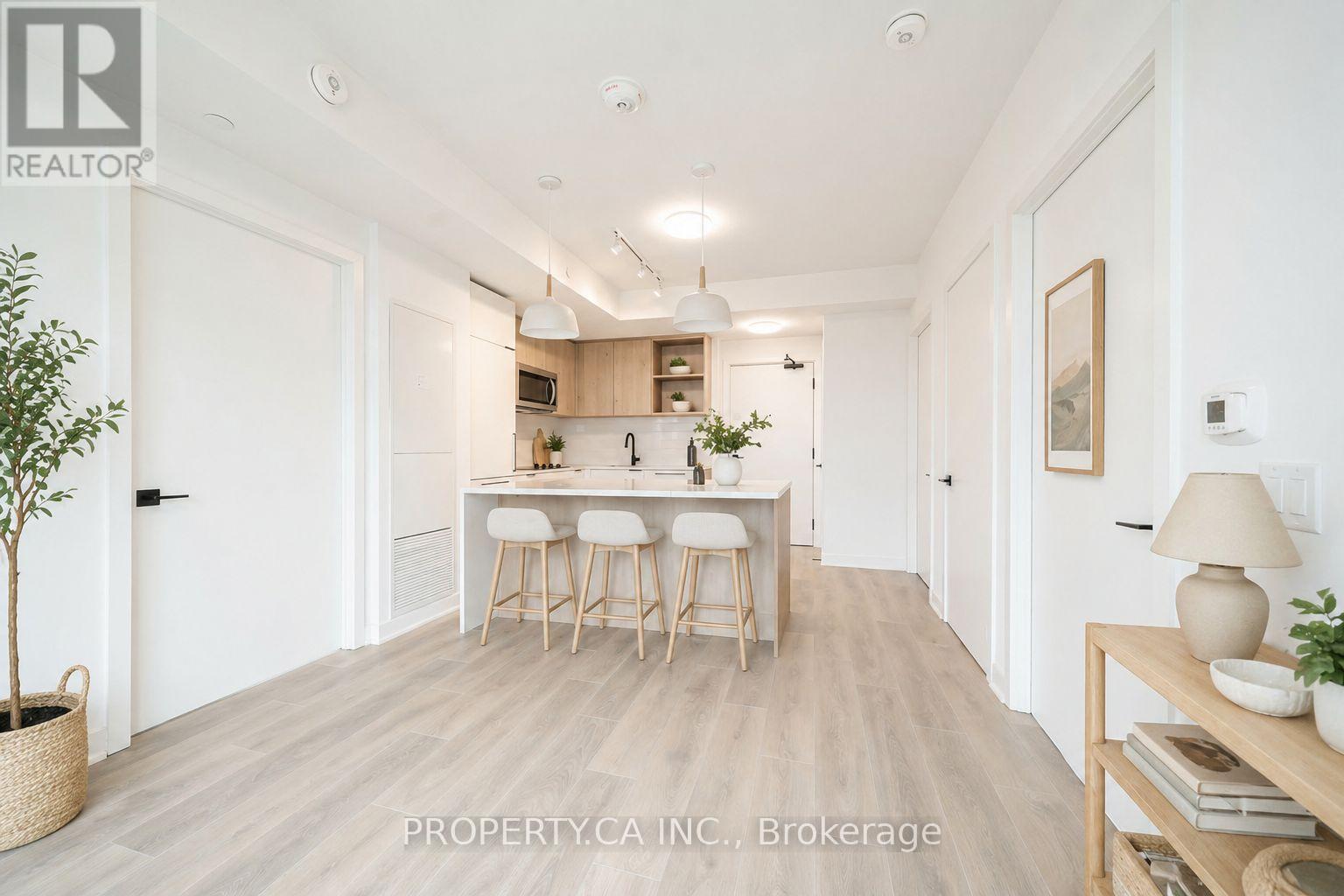 1408 - 1185 Dupont Street, Toronto, Ontario  M6H 0G5 - Photo 4 - W13062292