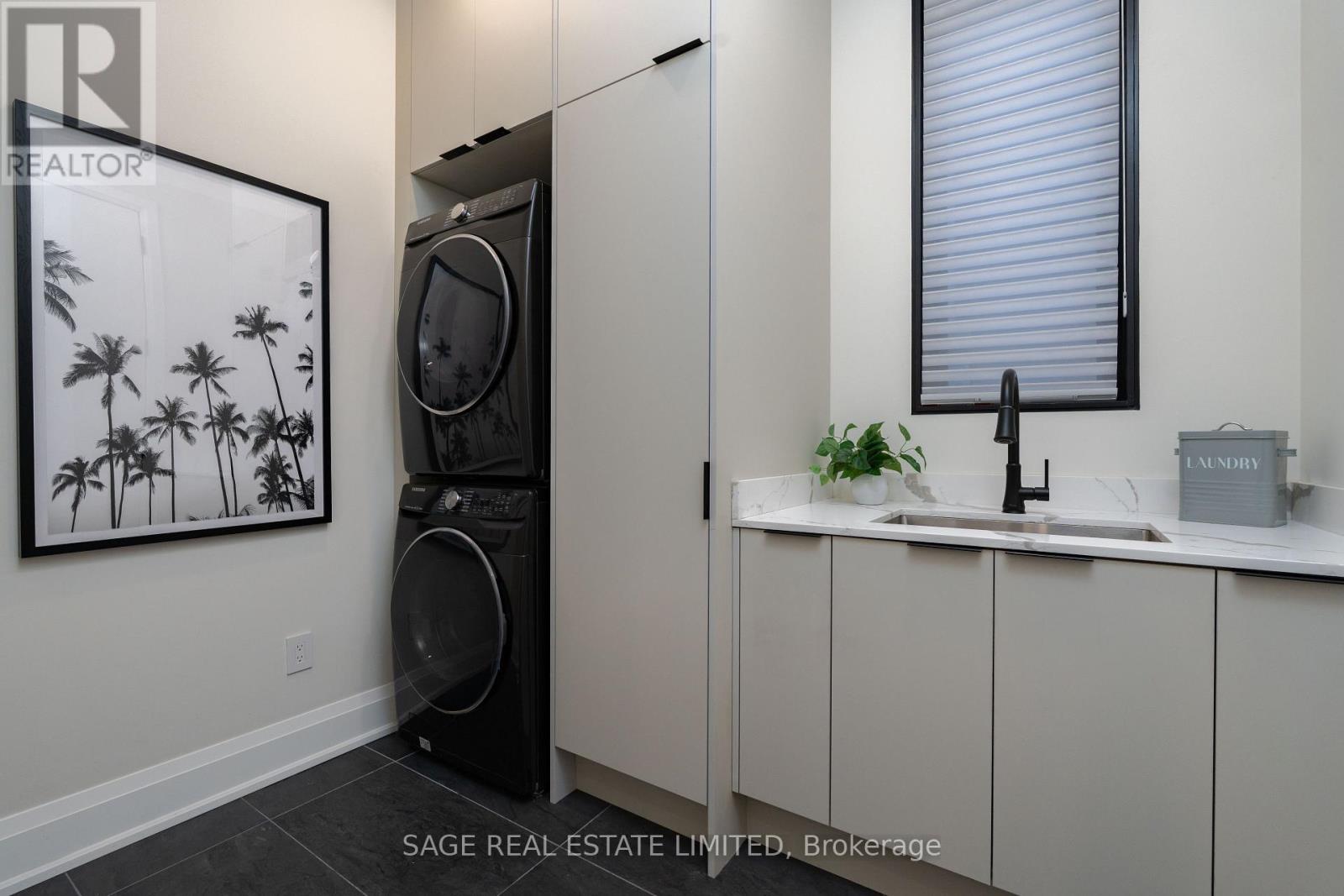 10 Brant Avenue, Mississauga, Ontario  L5G 3N8 - Photo 35 - W13062332