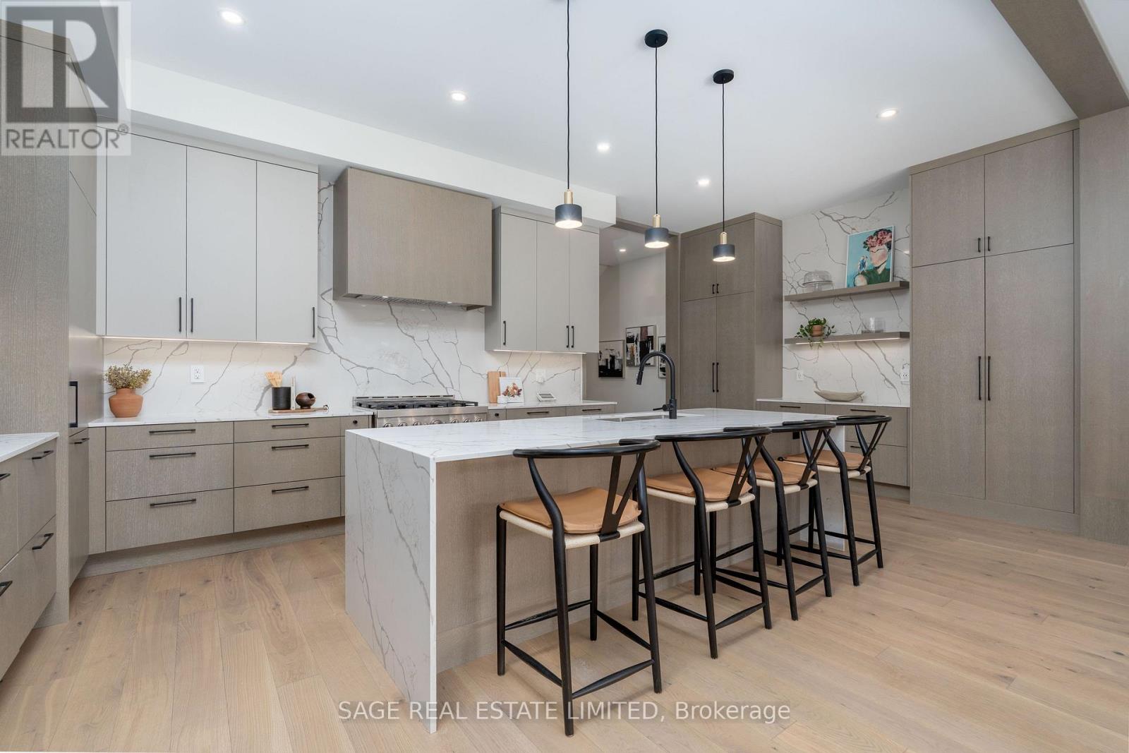 10 Brant Avenue, Mississauga, Ontario  L5G 3N8 - Photo 6 - W13062332