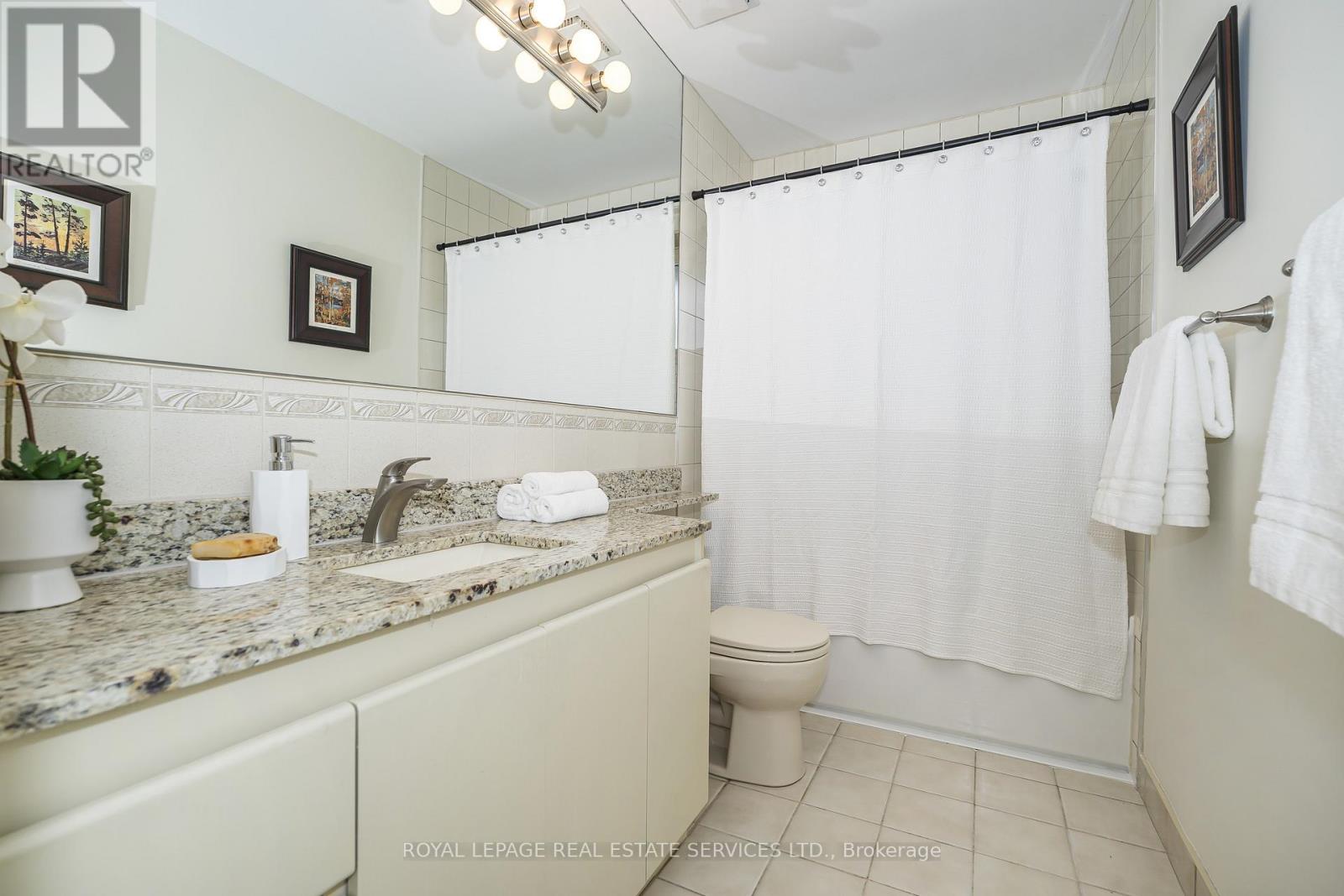 23 Birchleaf Crescent, Toronto, Ontario  M9R 2L5 - Photo 20 - W13062340