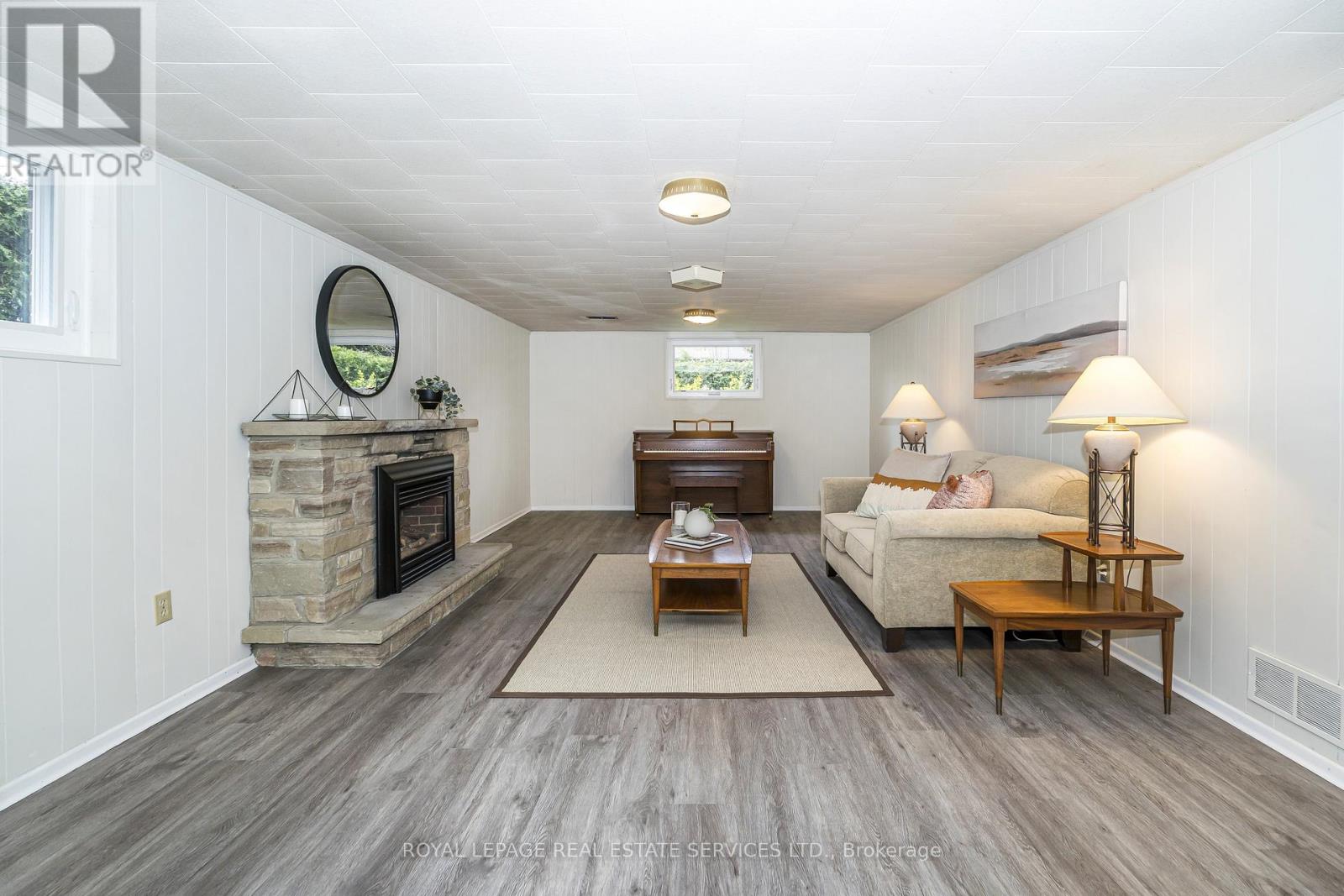 23 Birchleaf Crescent, Toronto, Ontario  M9R 2L5 - Photo 21 - W13062340