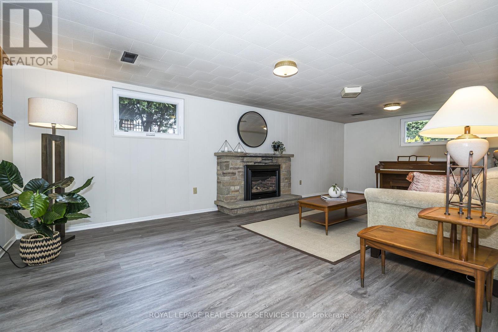 23 Birchleaf Crescent, Toronto, Ontario  M9R 2L5 - Photo 22 - W13062340