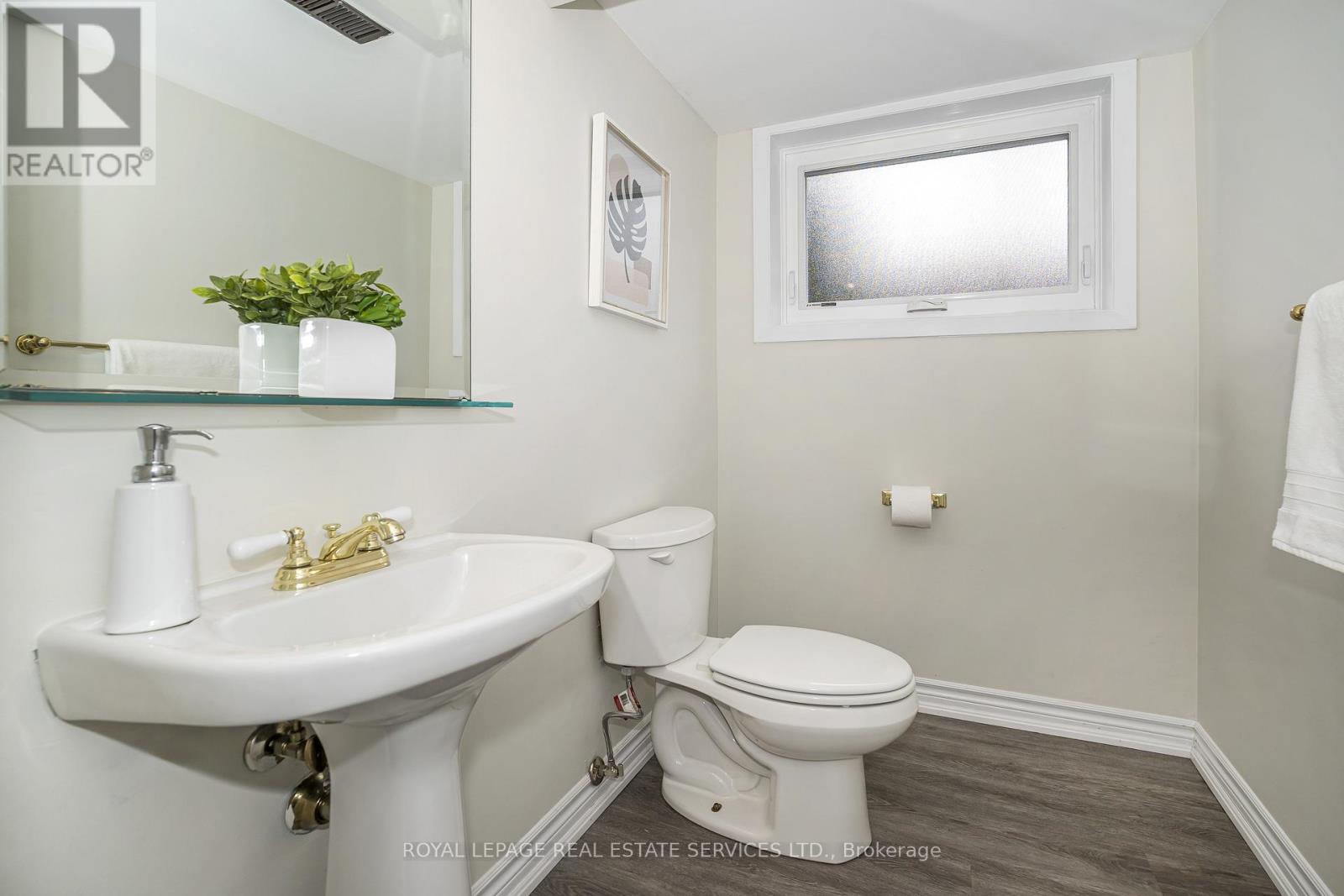 23 Birchleaf Crescent, Toronto, Ontario  M9R 2L5 - Photo 27 - W13062340