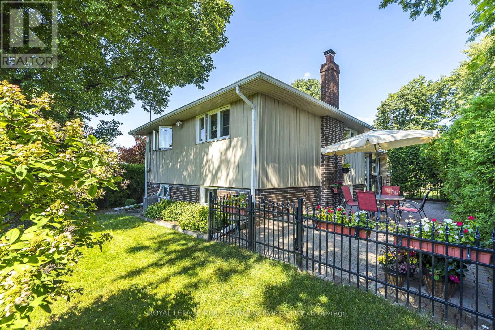 23 Birchleaf Crescent, Toronto, Ontario  M9R 2L5 - Photo 29 - W13062340