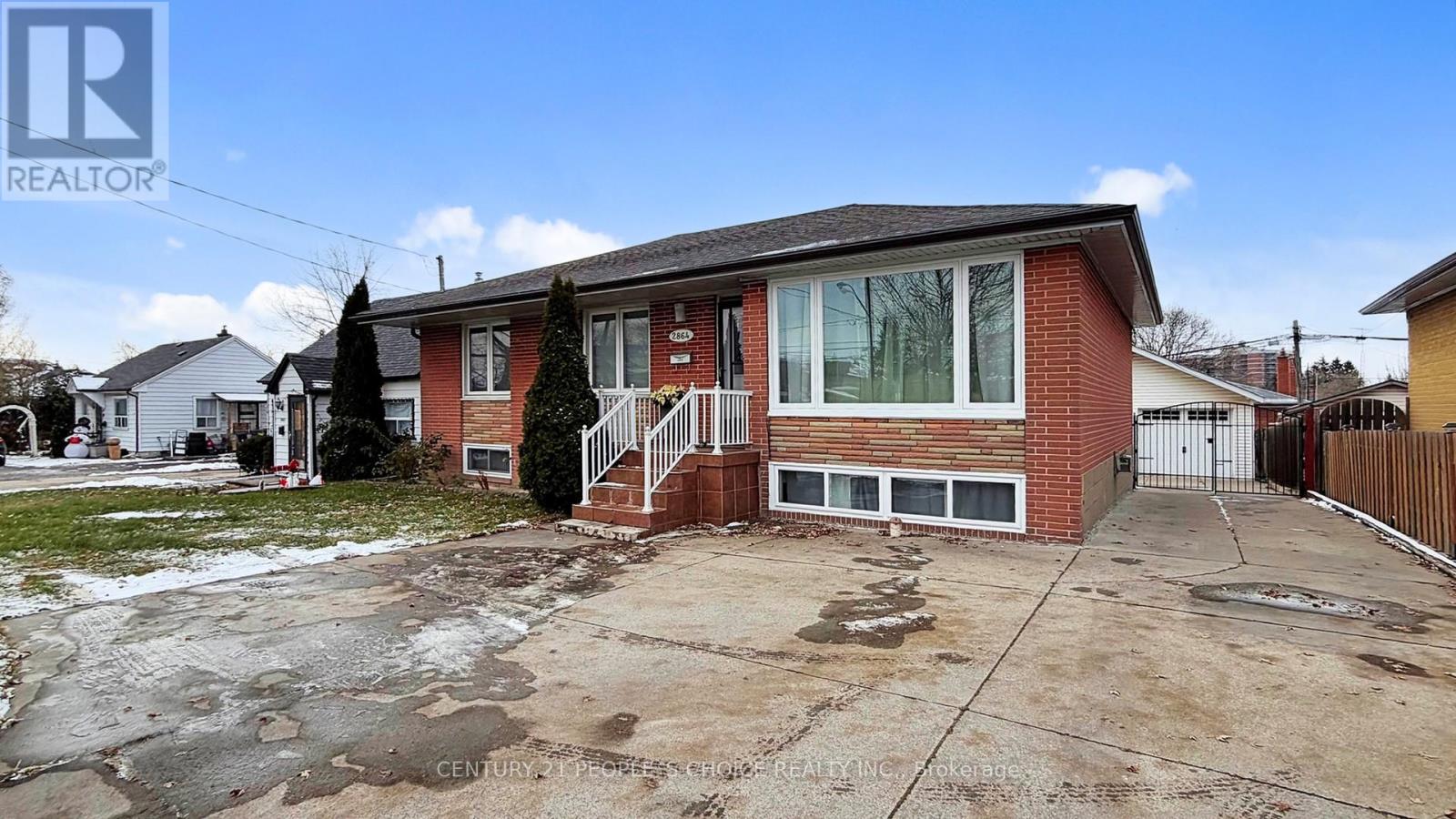 2864 Weston Road, Toronto, Ontario  M9M 2S3 - Photo 2 - W13062386