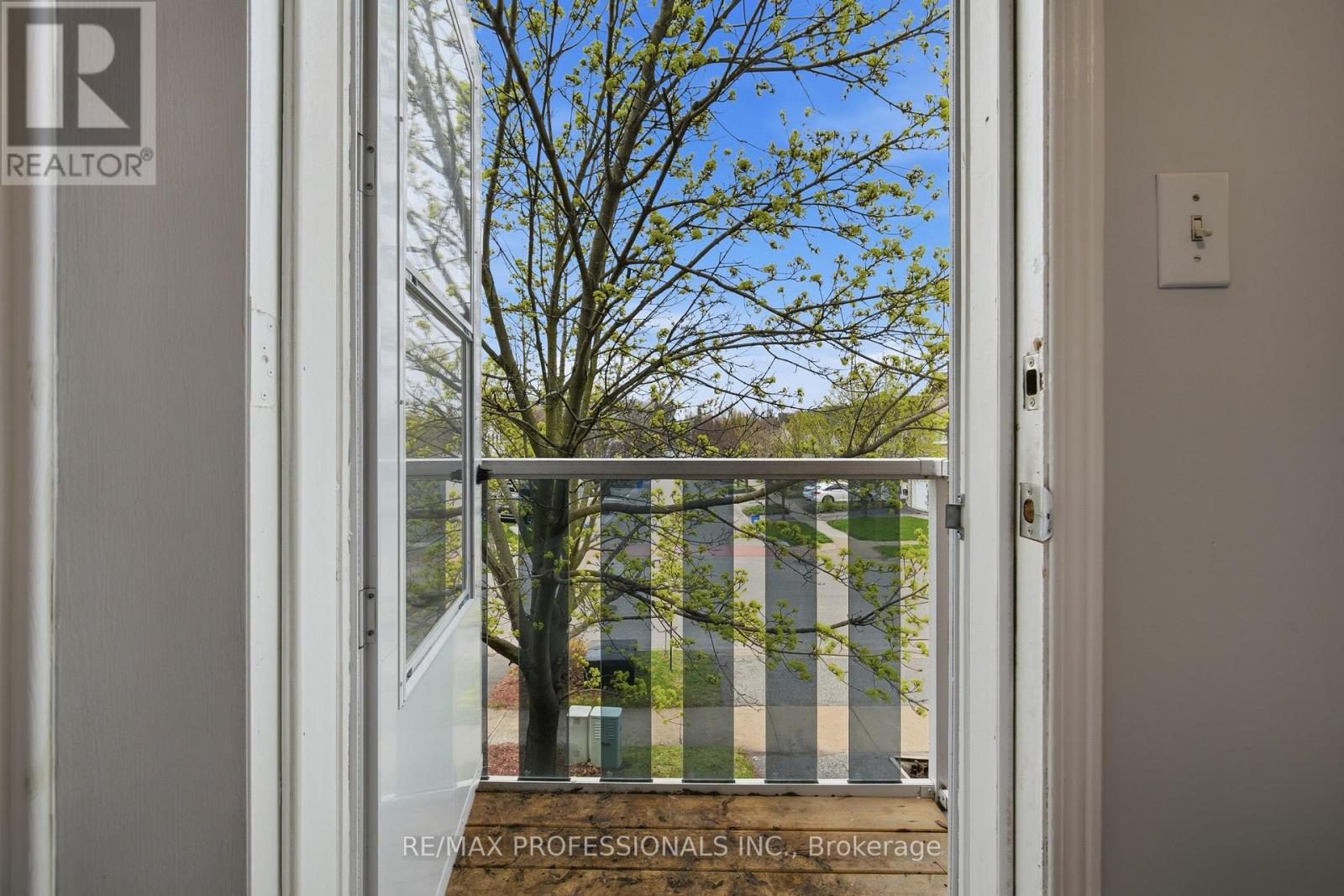 116 Dominion Gardens Drive, Halton Hills, Ontario  L7G 6B4 - Photo 29 - W13062398