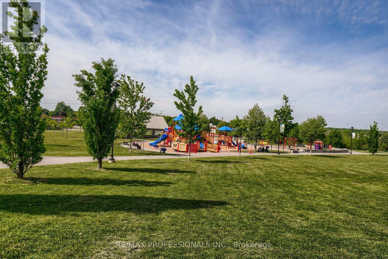 116 Dominion Gardens Drive, Halton Hills, Ontario  L7G 6B4 - Photo 38 - W13062398
