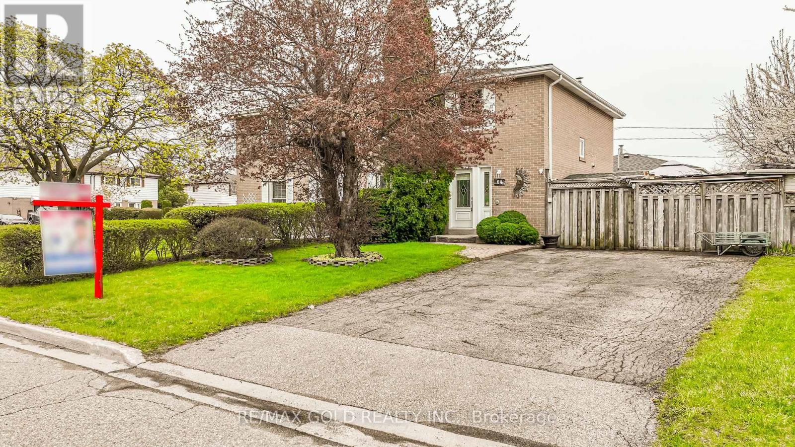 64 DALRAITH CRESCENT, Brampton, Ontario