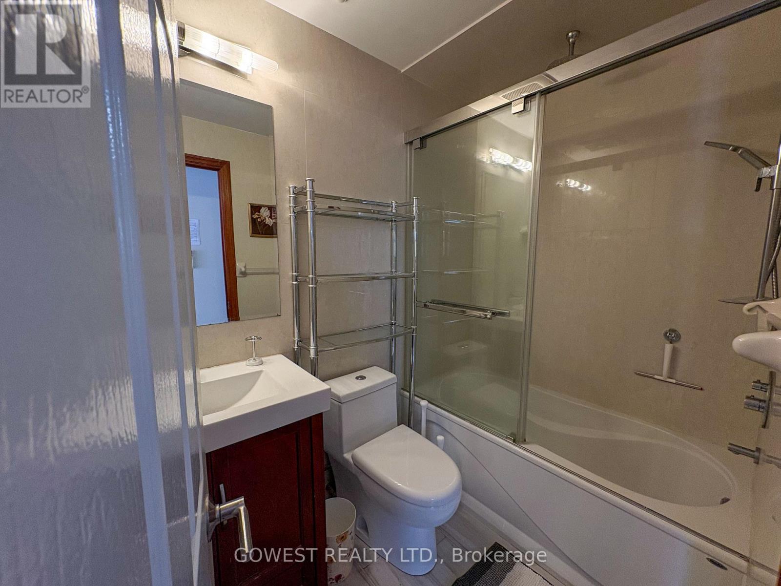 5 - 20 Glen Gordon Road, Toronto, Ontario  M6P 1B8 - Photo 14 - W13062442