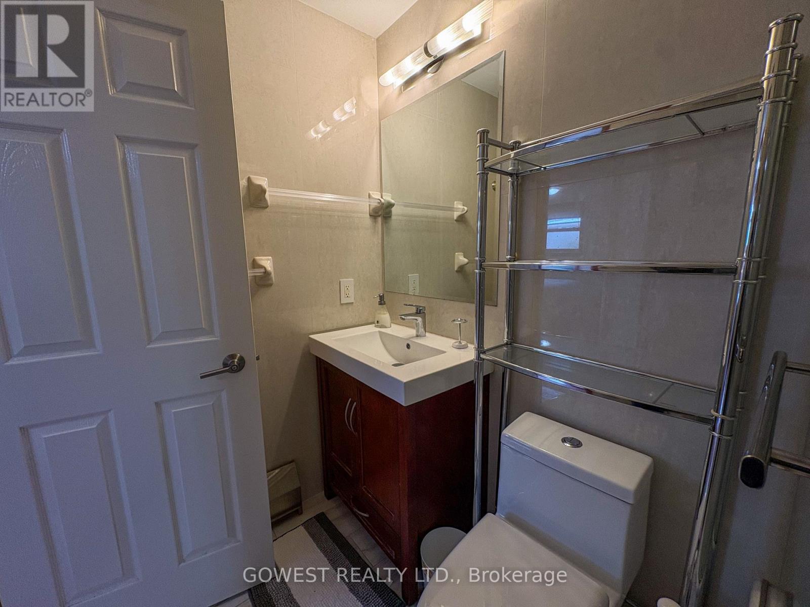 5 - 20 Glen Gordon Road, Toronto, Ontario  M6P 1B8 - Photo 15 - W13062442