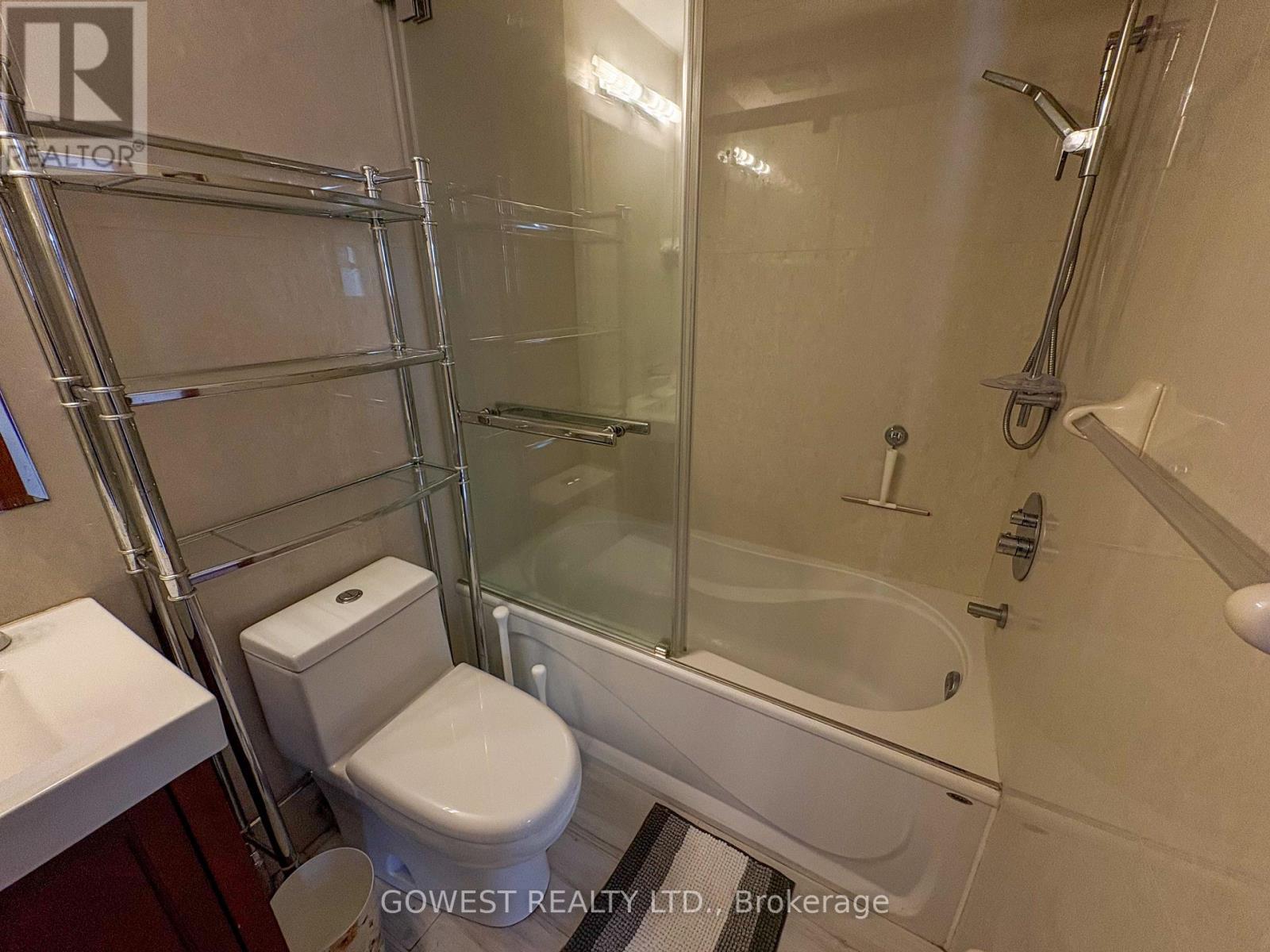 5 - 20 Glen Gordon Road, Toronto, Ontario  M6P 1B8 - Photo 16 - W13062442