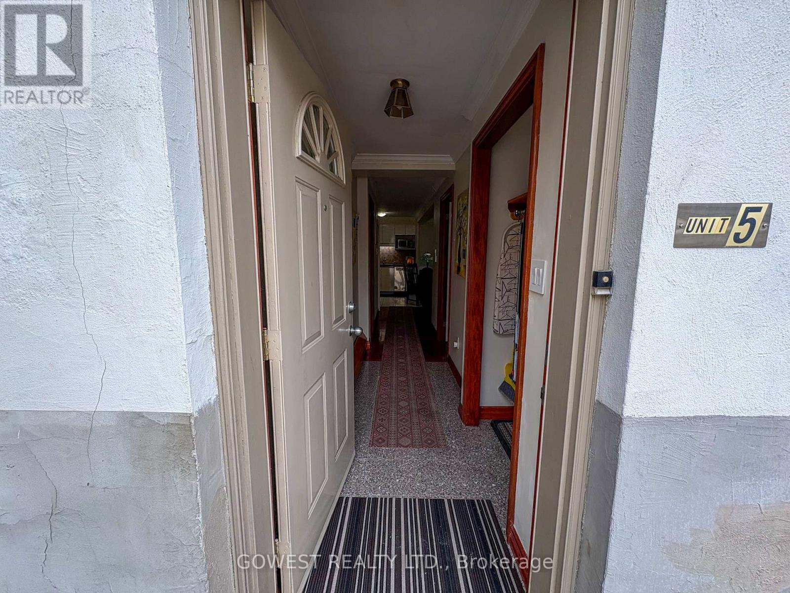 5 - 20 Glen Gordon Road, Toronto, Ontario  M6P 1B8 - Photo 2 - W13062442
