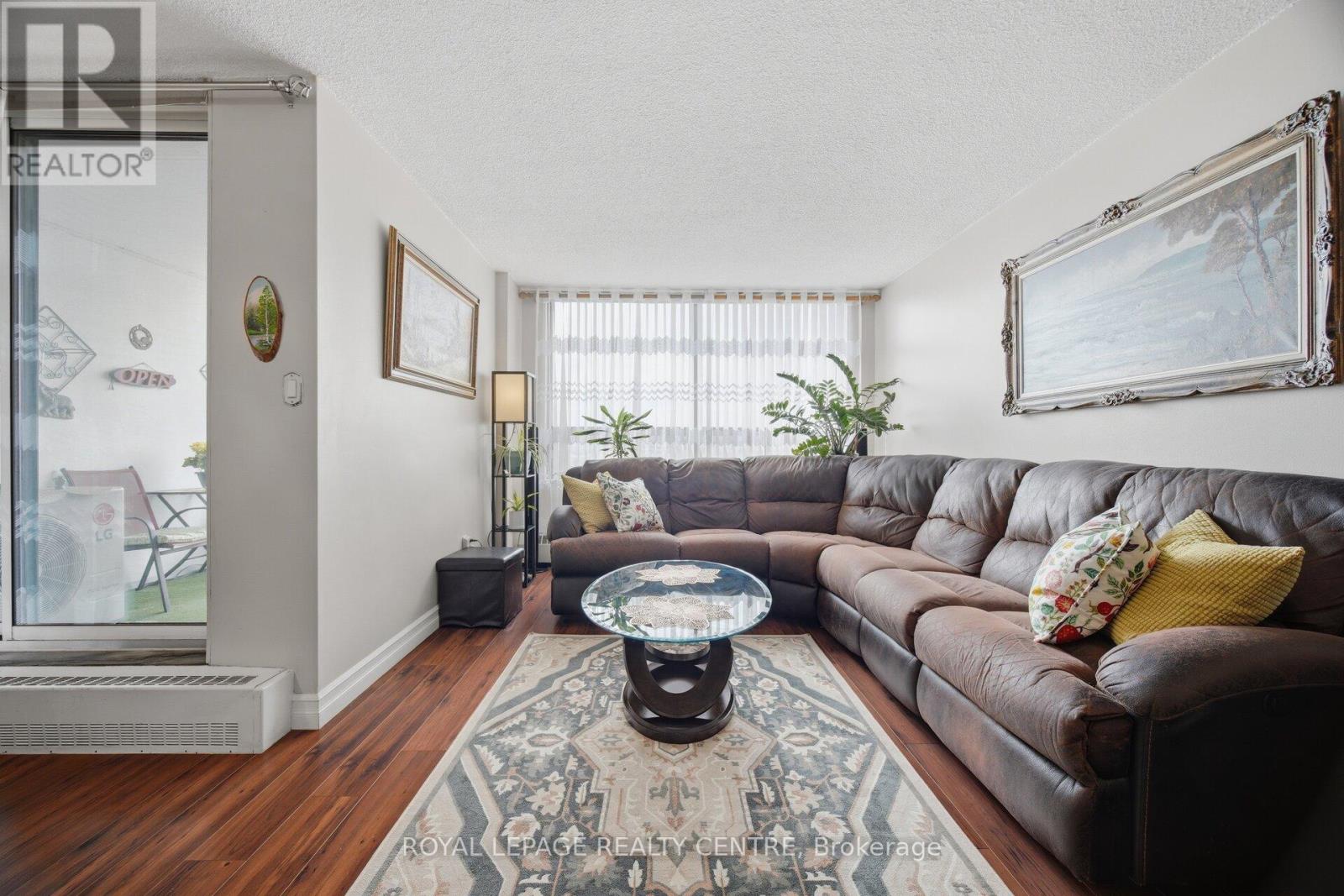 1201 - 2556 Argyle Road, Mississauga, Ontario  L5B 2H6 - Photo 10 - W13062466