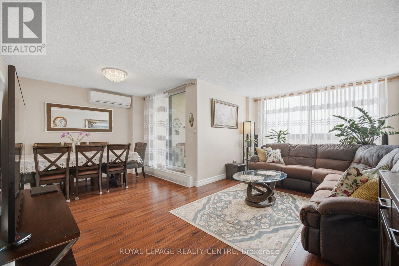 1201 - 2556 Argyle Road, Mississauga, Ontario  L5B 2H6 - Photo 11 - W13062466