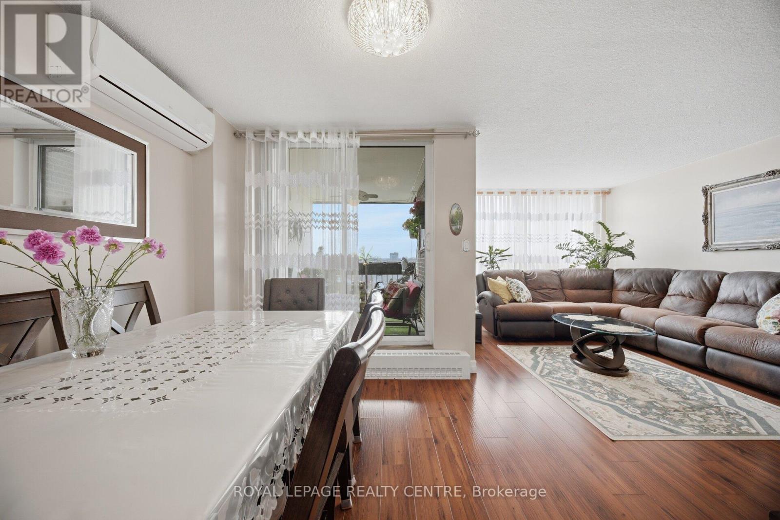 1201 - 2556 Argyle Road, Mississauga, Ontario  L5B 2H6 - Photo 13 - W13062466