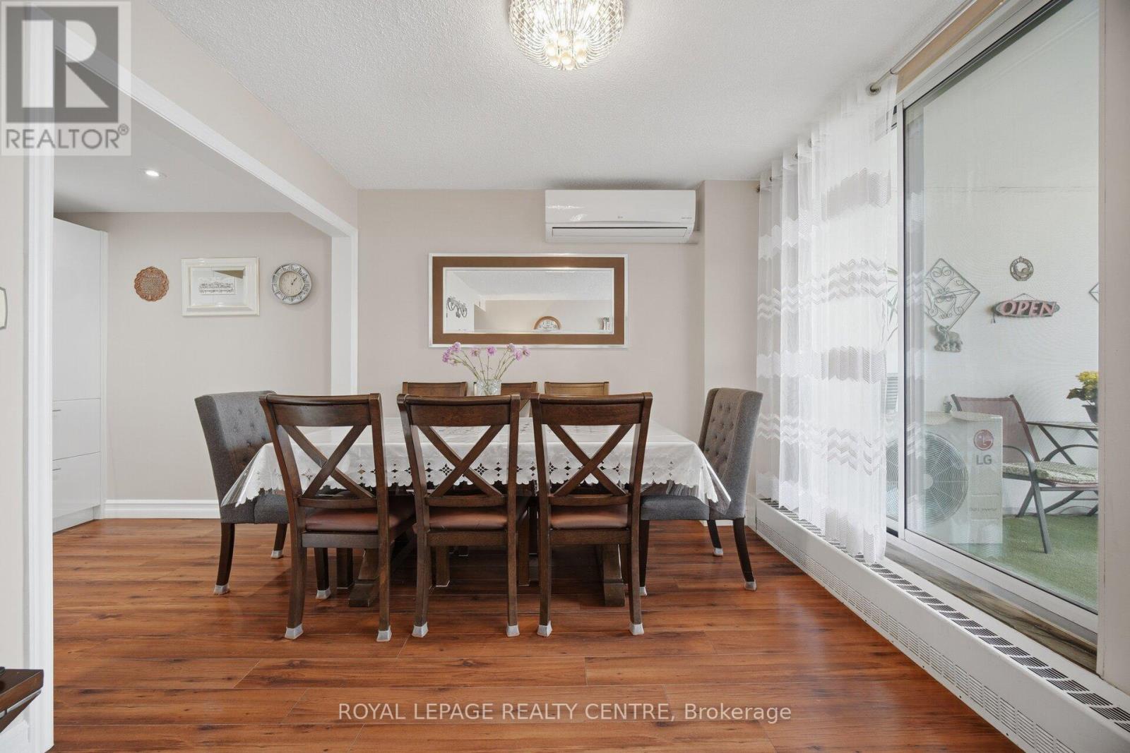 1201 - 2556 Argyle Road, Mississauga, Ontario  L5B 2H6 - Photo 14 - W13062466