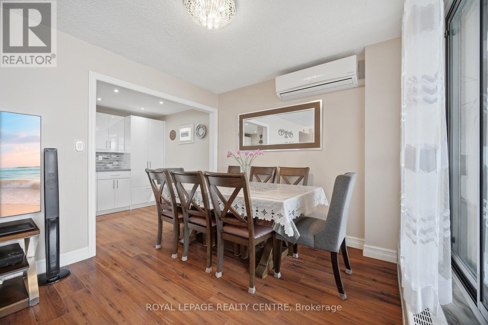 1201 - 2556 Argyle Road, Mississauga, Ontario  L5B 2H6 - Photo 15 - W13062466