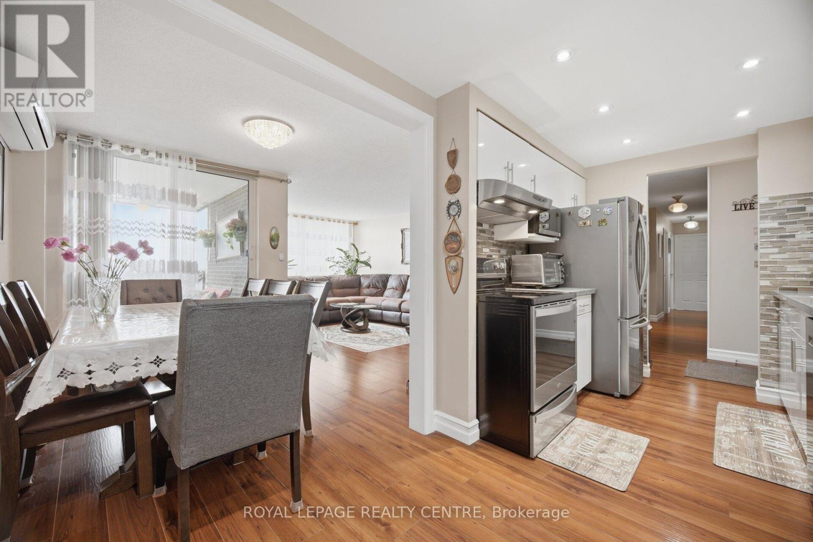 1201 - 2556 Argyle Road, Mississauga, Ontario  L5B 2H6 - Photo 16 - W13062466