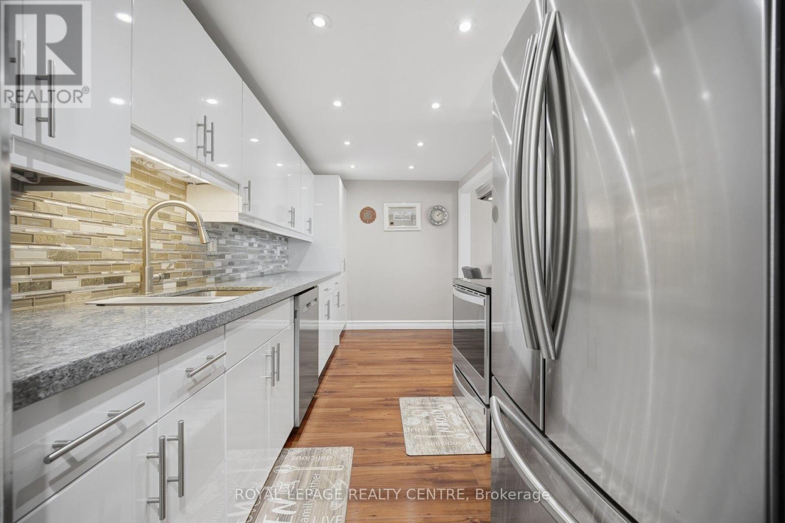 1201 - 2556 Argyle Road, Mississauga, Ontario  L5B 2H6 - Photo 18 - W13062466