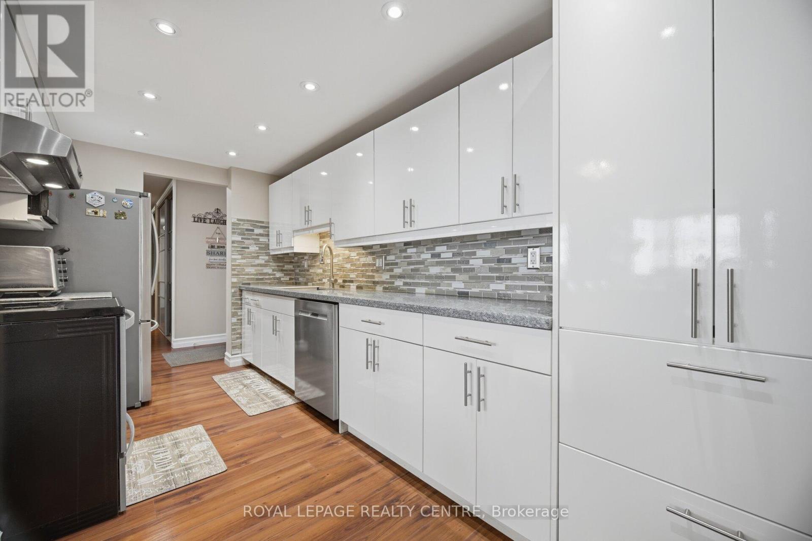 1201 - 2556 Argyle Road, Mississauga, Ontario  L5B 2H6 - Photo 19 - W13062466