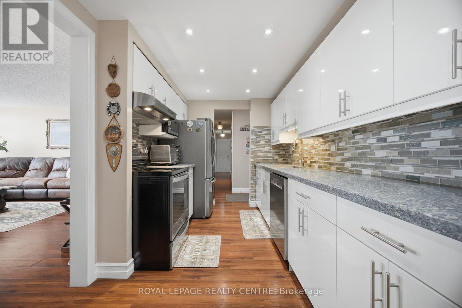 1201 - 2556 Argyle Road, Mississauga, Ontario  L5B 2H6 - Photo 20 - W13062466