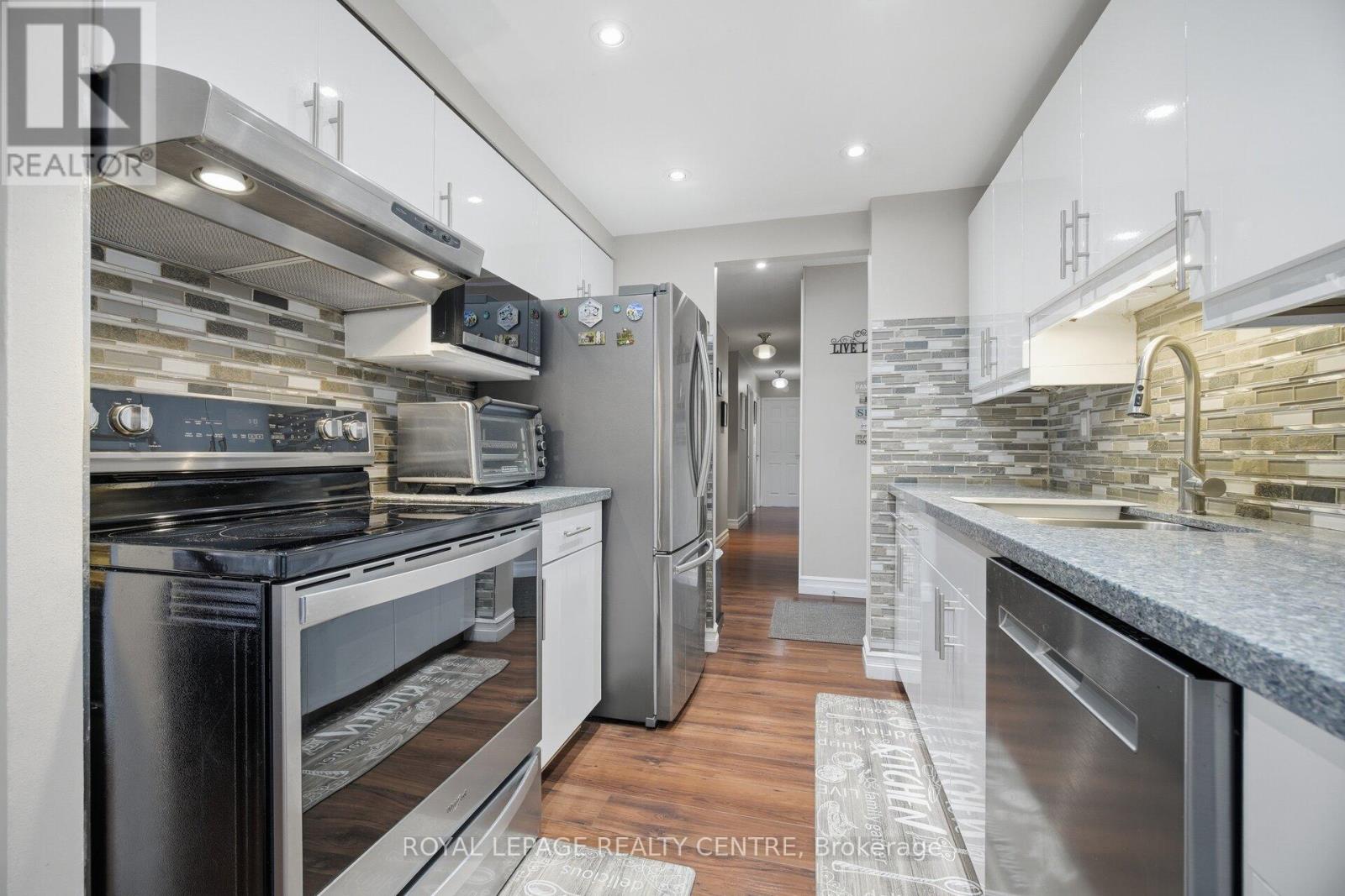 1201 - 2556 Argyle Road, Mississauga, Ontario  L5B 2H6 - Photo 21 - W13062466