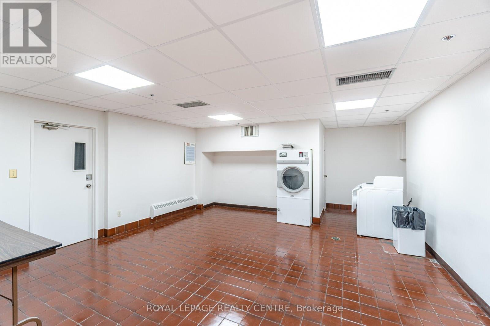 1201 - 2556 Argyle Road, Mississauga, Ontario  L5B 2H6 - Photo 42 - W13062466