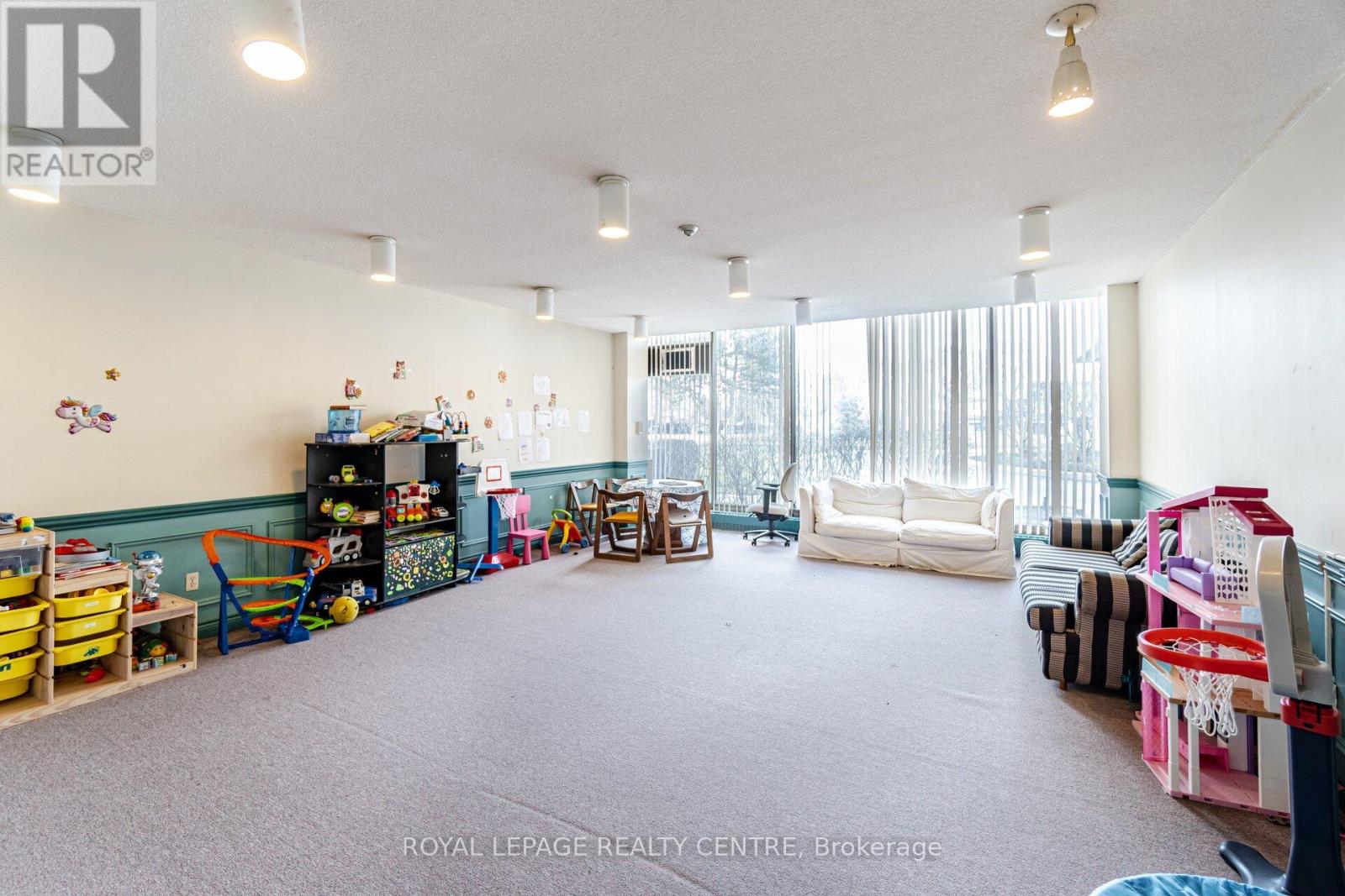 1201 - 2556 Argyle Road, Mississauga, Ontario  L5B 2H6 - Photo 44 - W13062466