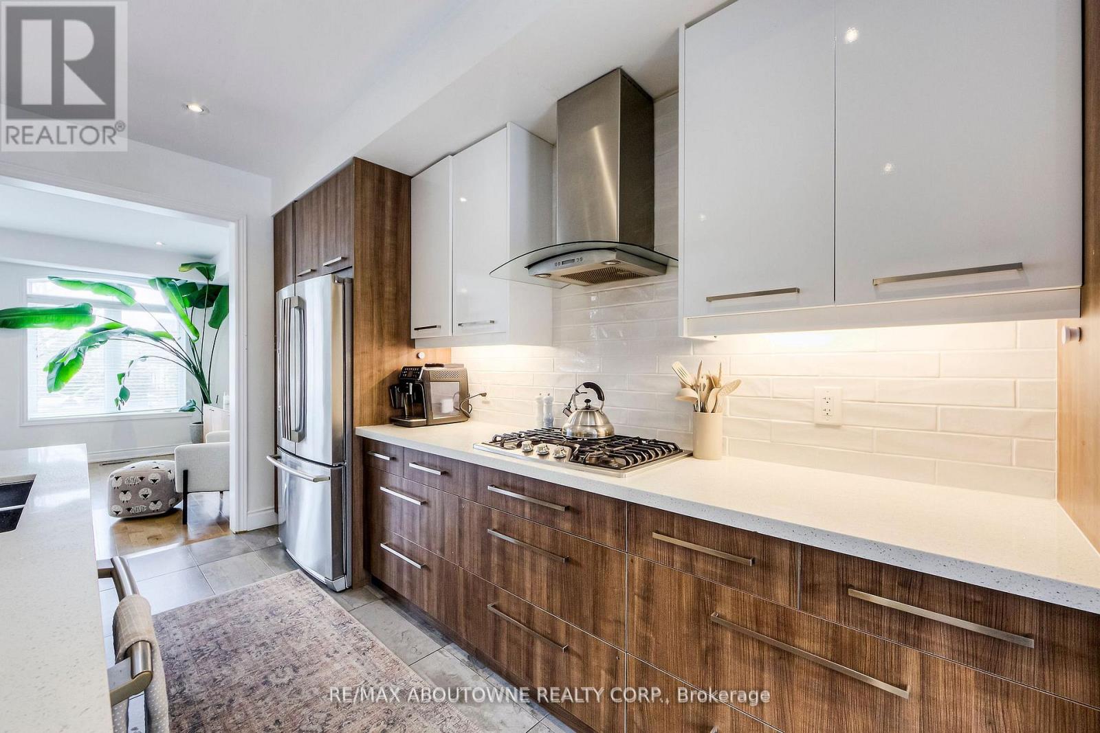 321 Dalesford Road, Toronto, Ontario  M8Y 1G8 - Photo 14 - W13062476