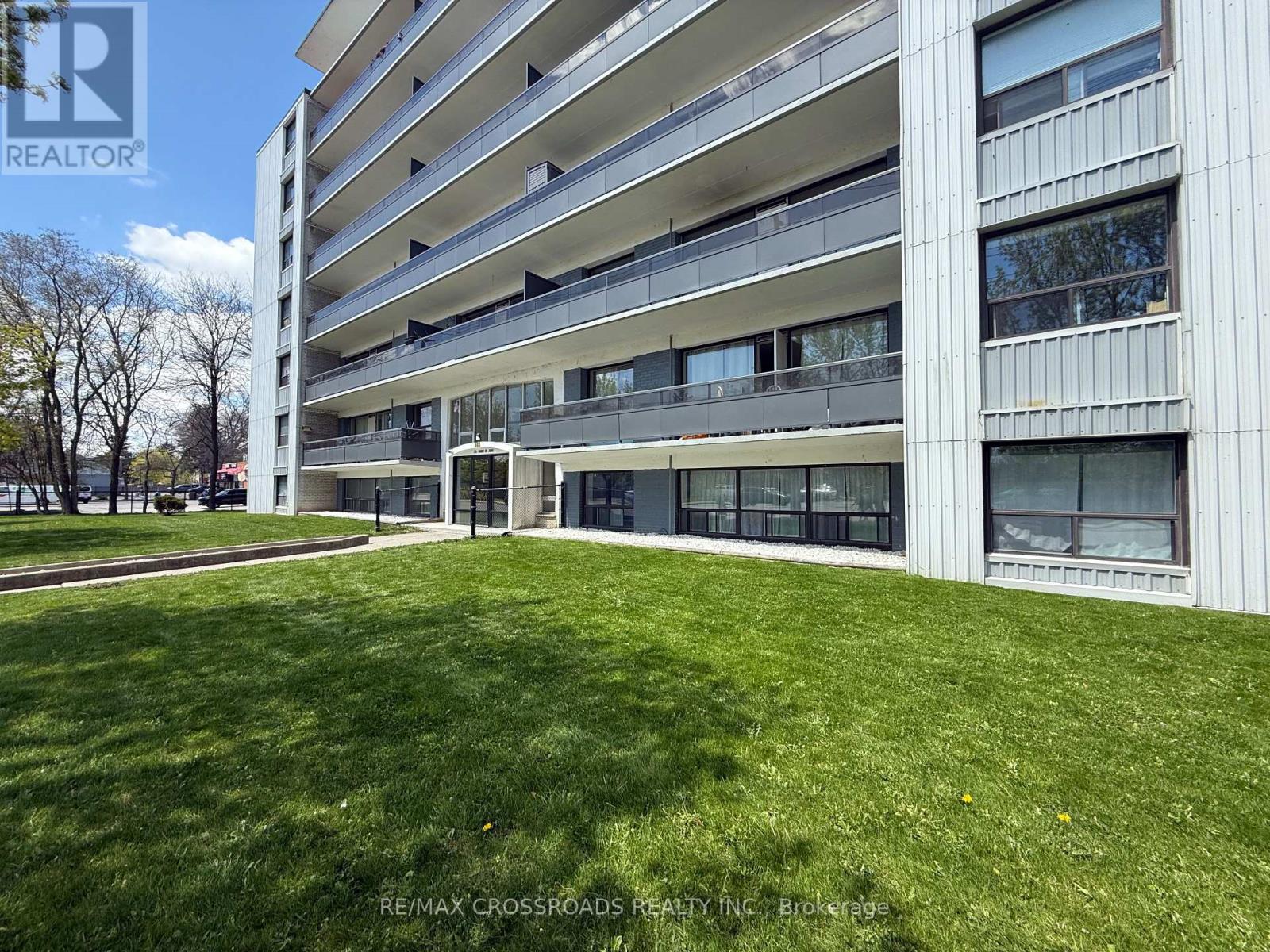 610 - 363 Lakeshore Road E, Mississauga, Ontario  L5G 1H7 - Photo 11 - W13062478